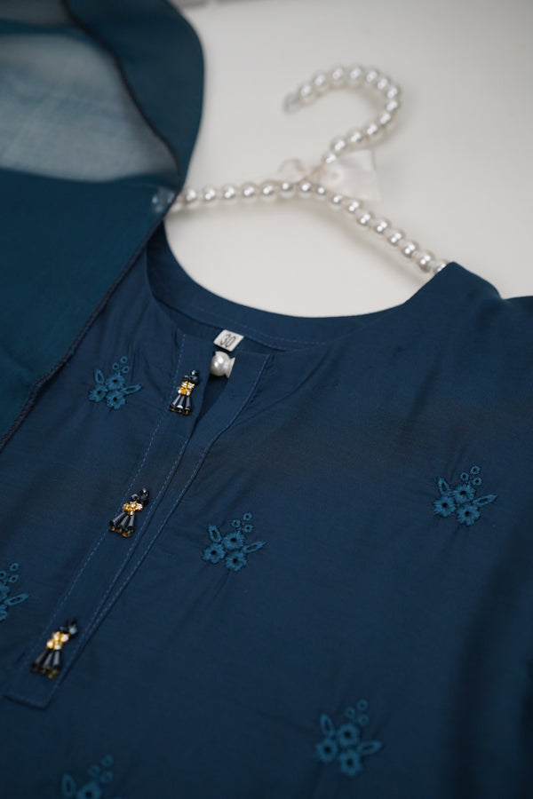 پیاری بیٹی - Kids Festive Collection Outfit with Trouser and Dupatta - Ready to Wear01