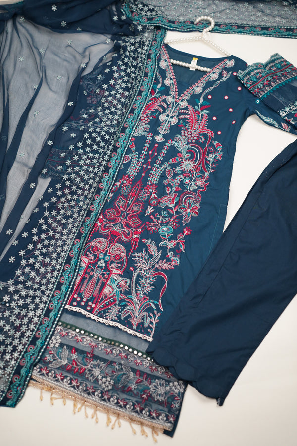 Rozi- Exclusive Luxury Lawn with Organza Dupatta - Ready to Wear