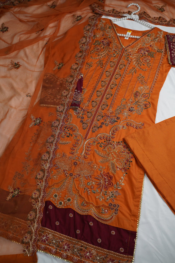 Sajh Dajh Dur e Fishan - Exclusive Luxury Lawn