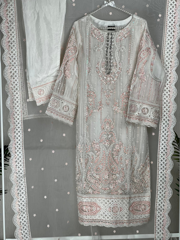 Sajh Dajh Minor Damaged - Tehwar II - The Luxury Eid Wear in White - D1