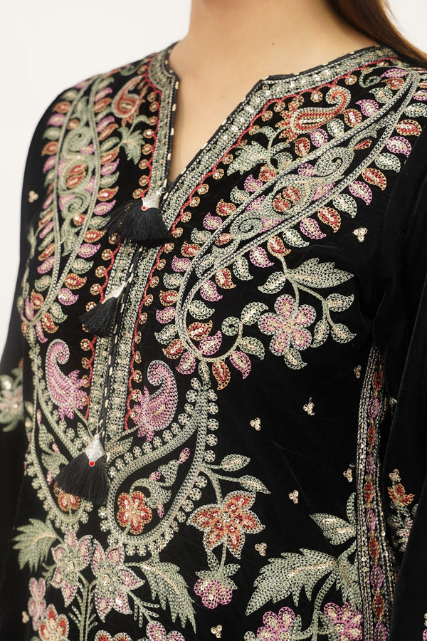 Rozi - Luxury Velvet Outfit with Embroidered Velvet Shawl