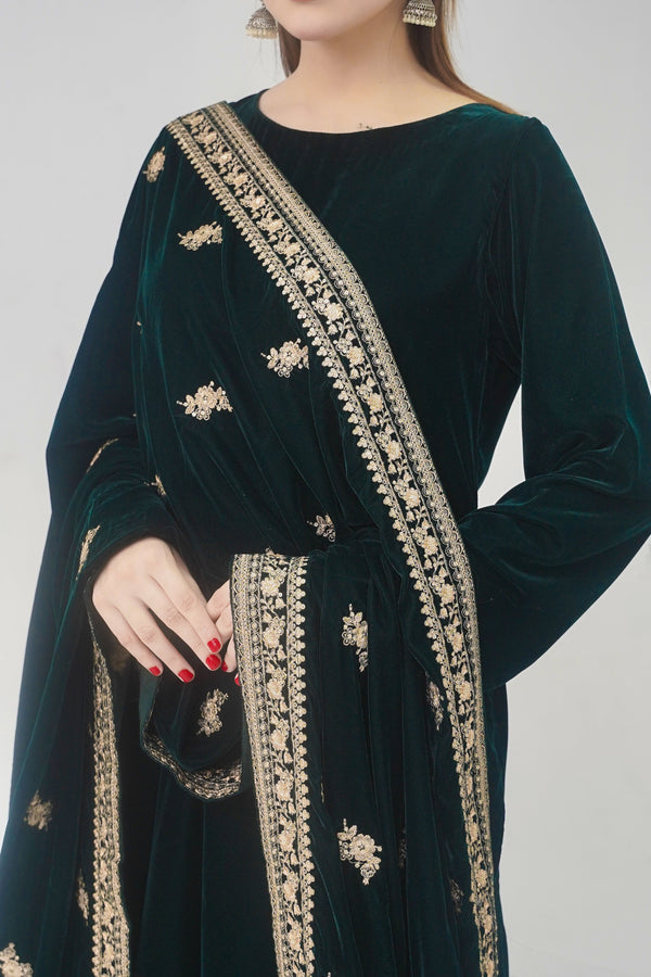 Rozi - Luxury Velvet Outfit with Embroidered Velvet Shawl - Emerald Green