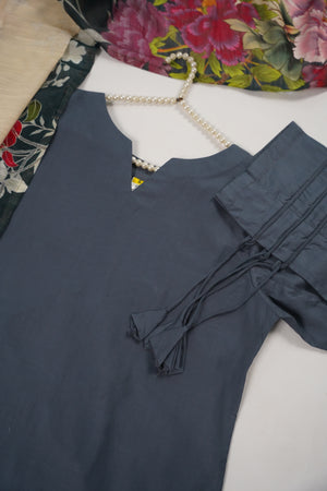 Rozi  - Exclusive Cotton  Outfit with Voile Dupatta - Ready to Wear SD484