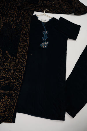 Tawakkal - Luxury Velvet Outfit with Embroidered Velvet Shawl Green Zinc