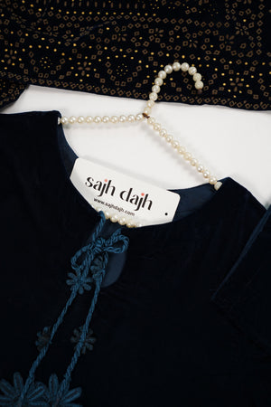 Tawakkal - Luxury Velvet Outfit with Embroidered Velvet Shawl  Zinc