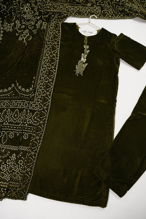 Tawakkal - Luxury Velvet Outfit with Embroidered Velvet Shawl  Mehndi