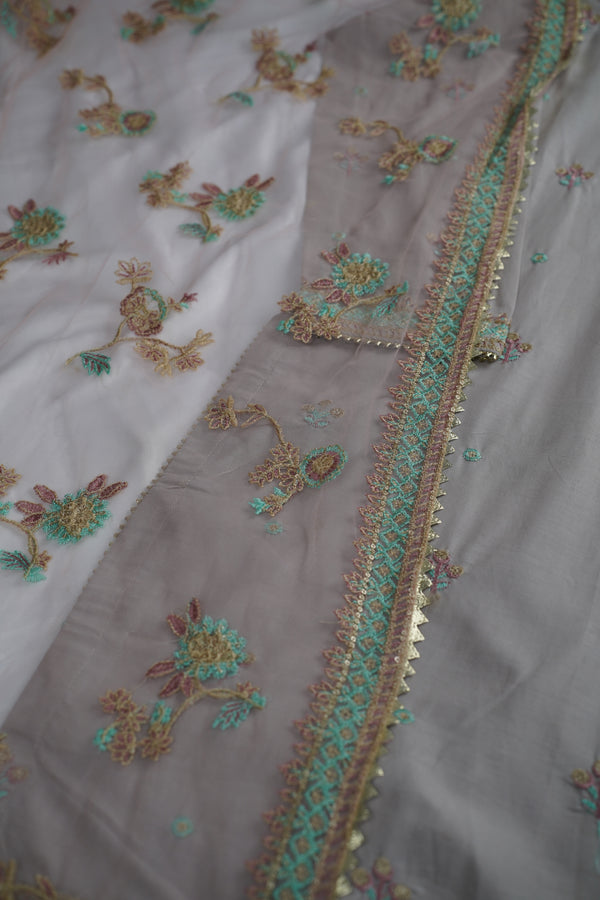 Luxe - Exclusive Luxury Lawn Cotton with Trouser and Net Embroidered Dupatta - Ready to Wear