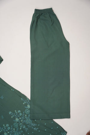 Rozi - Exclusive Embroidered Dhanak Outfit with Shawl - Ready to Wear - SB217