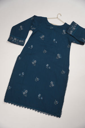 Rozi - Exclusive Embroidered Dhanak  Outfit with  Shawl - Ready to Wear - SB226