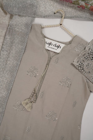 Tawakkal - Exclusive Lawn Outfit with Dupatta - Ready to Wear - SD329
