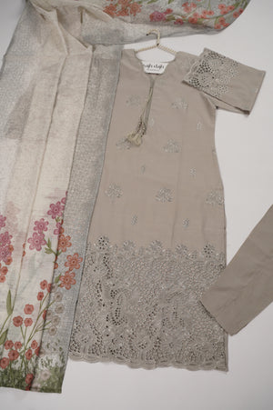 Tawakkal - Exclusive Lawn Outfit with Dupatta - Ready to Wear - SD329