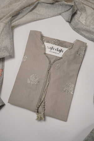Tawakkal - Exclusive Lawn Outfit with Dupatta - Ready to Wear - SD329