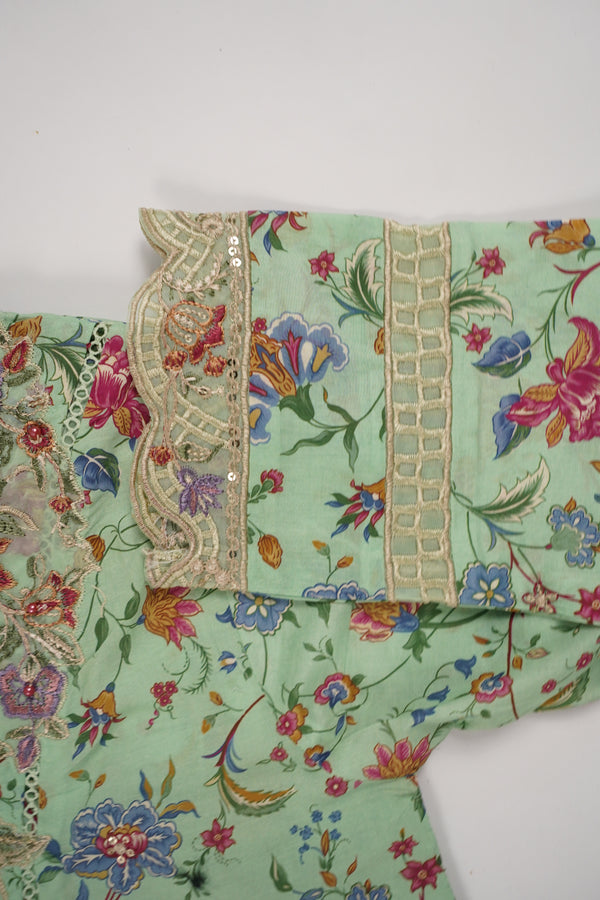 Rozi  - Emboridery Lawn  Outfit with Dupatta - Ready to Wear - SD351