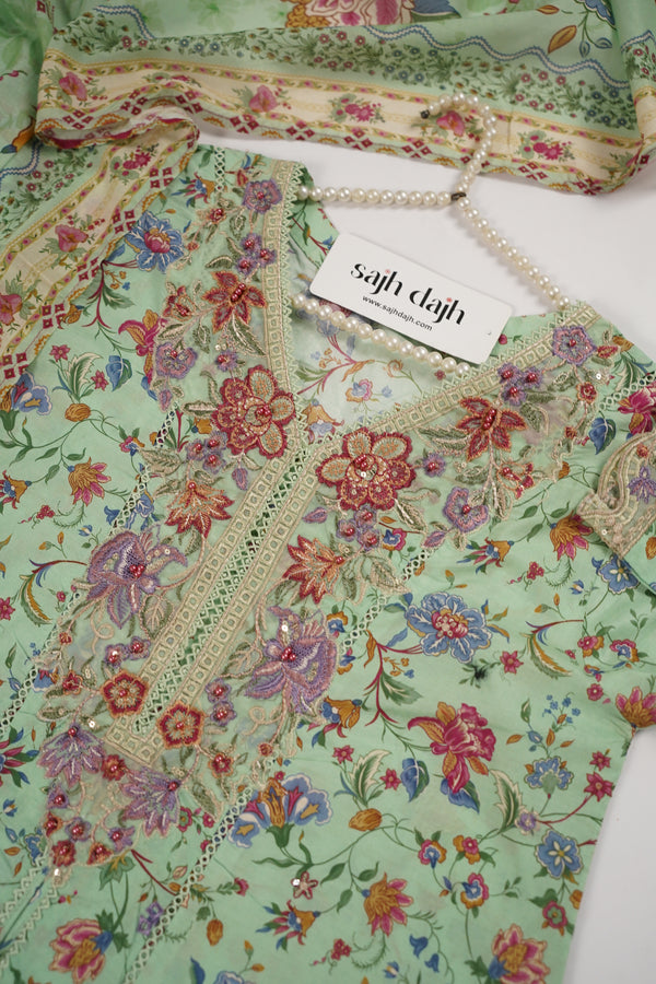 Rozi  - Emboridery Lawn  Outfit with Dupatta - Ready to Wear - SD351