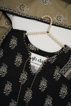 Bin Saeed Originals  - Exclusive Khaddar Outfit with  Shawl - Ready to Wear SD618
