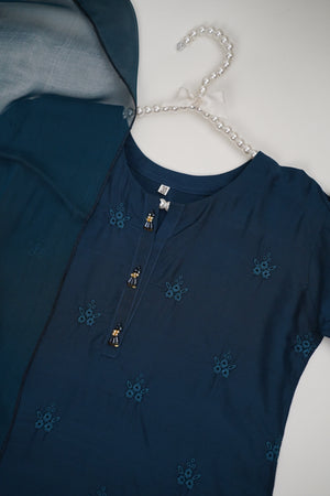 پیاری بیٹی - Kids Festive Collection Outfit with Trouser and Dupatta - Ready to Wear01