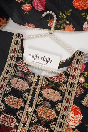 Rozi  - Exclusive Silk  Outfit with Dupatta - Ready to Wear - SD388