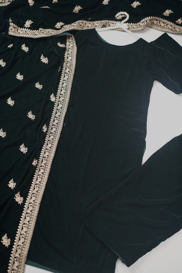 Rozi - Luxury Velvet Outfit with Embroidered Velvet Shawl - Emerald Green