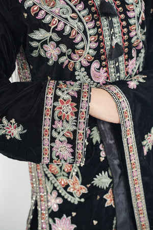 Rozi - Luxury Velvet Outfit with Embroidered Velvet Shawl - SB-Velvet-01