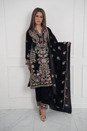 Rozi - Luxury Velvet Outfit with Embroidered Velvet Shawl - SB-Velvet-01