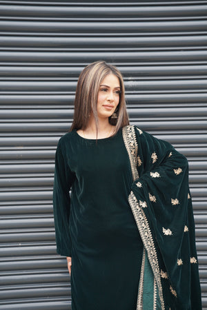 Rozi - Luxury Velvet Outfit with Embroidered Velvet Shawl - Emerald Green