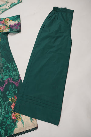 Rozi  - Exclusive Lawn  Outfit with Dupatta - Ready to Wear - SD385