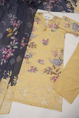SadaBahar Originals  - Exclusive Lawn  Outfit with Dupatta - Ready to Wear SD465