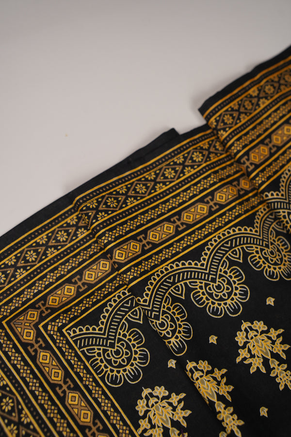 Rozi - Printed  cotton  Outfit With cotton Dupatta - Ready to Wear PD108