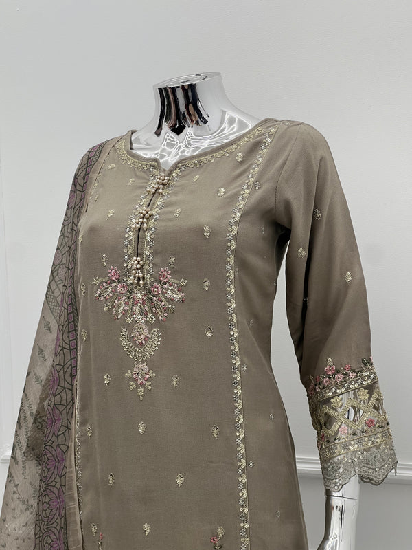 Budget Wear - Black Embroidered Dhanak Outfit- Ready to Wear -SD-SA07