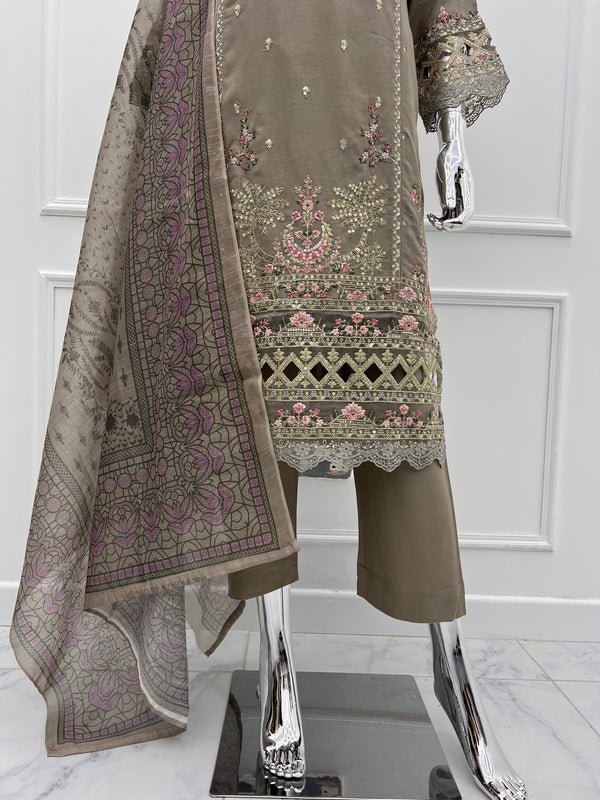 Budget Wear - Black Embroidered Dhanak Outfit- Ready to Wear -SD-SA07