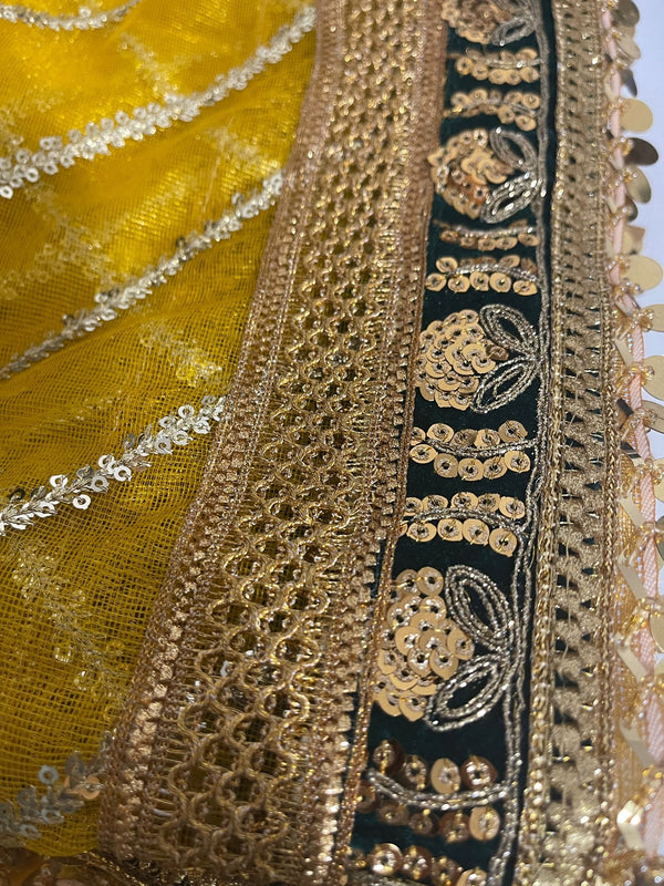 Sajh Dajh Heavy Mehndi Scarf