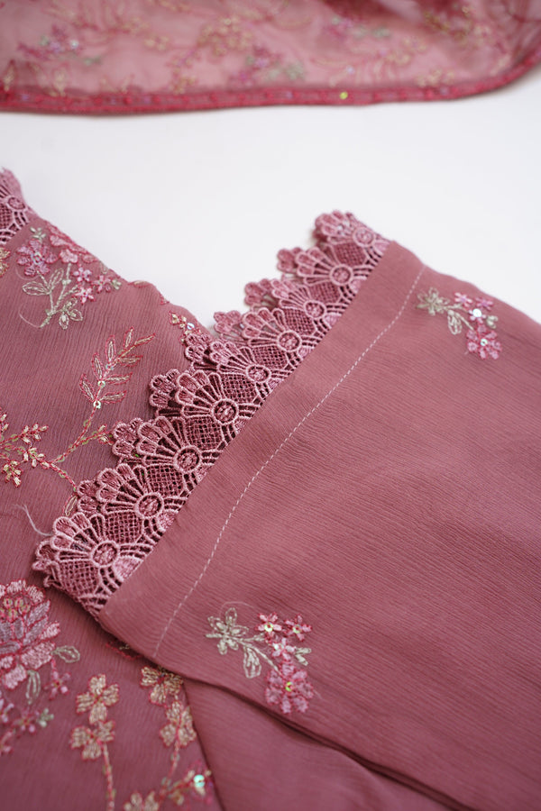 Sajh Dajh Husan e Jahan - Luxury Chiffon Suit with Chiffon Dupatta - Ready to Wear