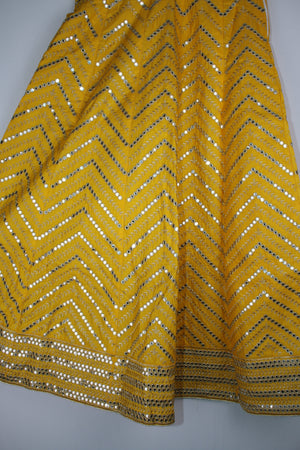 Sajh Dajh Lenghy Yellow / Small Sitara Zarri Lengha