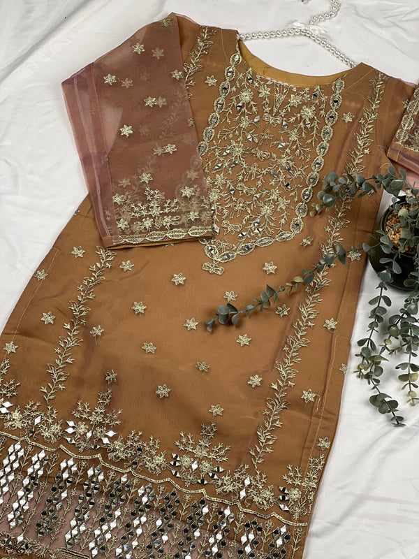 Sajh Dajh NAQSH KURTI Caramel - Eid 2023