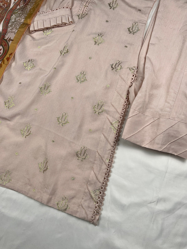 Sajh Dajh Rozi - Luxury Lawn - Ready to Wear baby pink