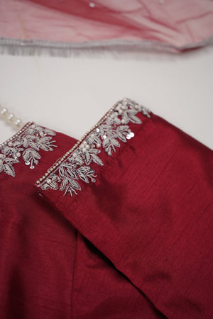 Sajh Dajh Rozi - Luxury Raw Silk Hand Embroidered Outfit with Net Dupatta