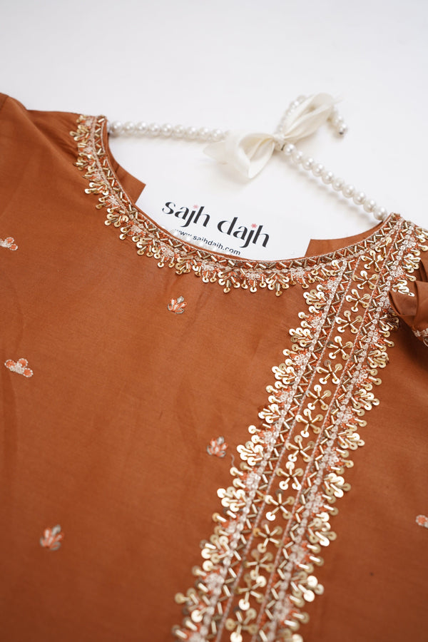 Sajh Dajh Rozi - Premium Embroidered Cotton Lawn Shirt with Plazzo - Ready to Wear