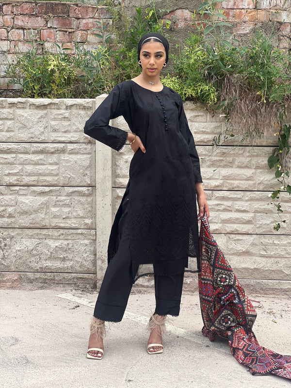 Sajh Dajh Rozi -Ready to Wear- Lawn Chikankari Outfit with Printed Lawn Dupatta