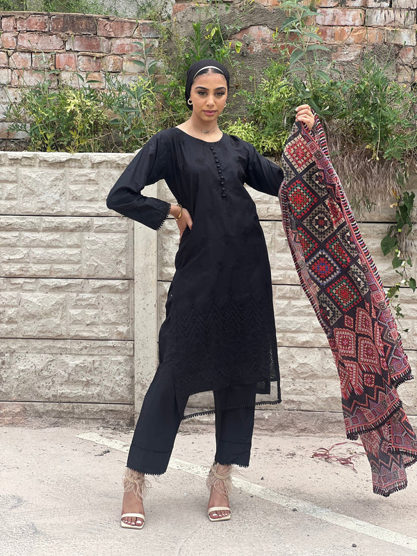 Sajh Dajh Rozi -Ready to Wear- Lawn Chikankari Outfit with Printed Lawn Dupatta