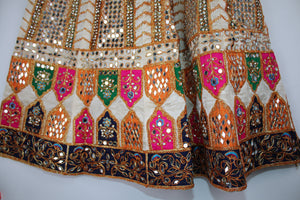 Sajh Dajh Small to Medium (Adjustable Hooks) Heavy Mirror Work Lengha