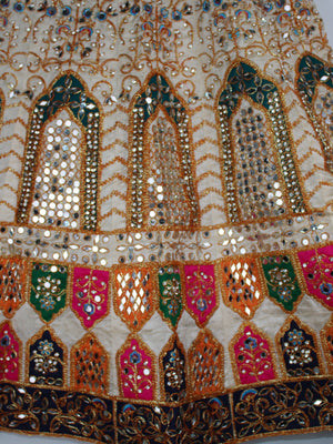 Sajh Dajh Small to Medium (Adjustable Hooks) Heavy Mirror Work Lengha