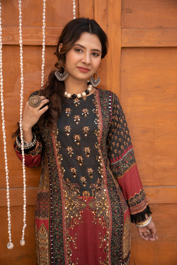 Sajh Dajh Eid 2023 - Linen Mirror & Hand Work Kurti