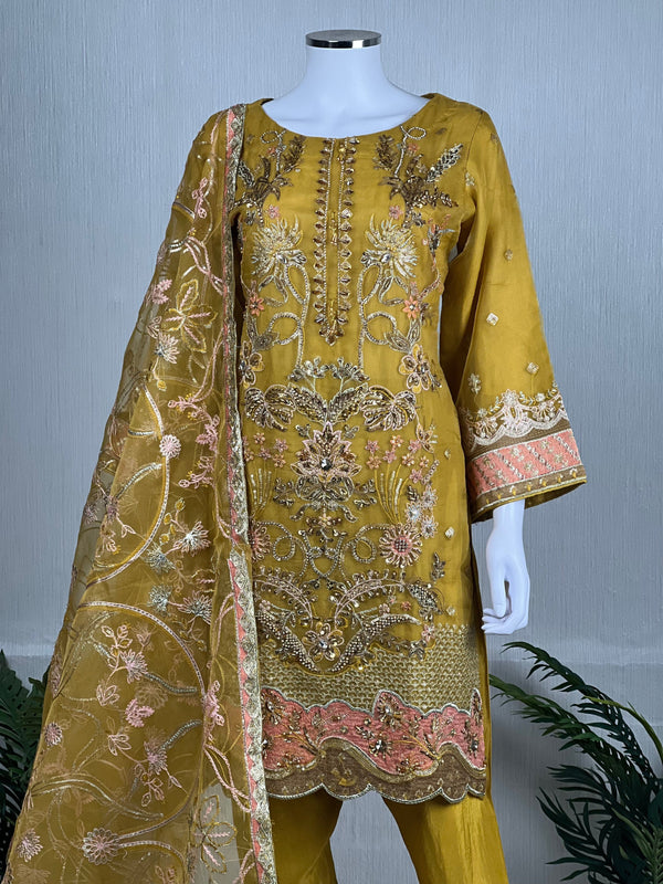 Sajh Dajh Khaas e Eid - The Luxury Eid Wear in Mustard - D6