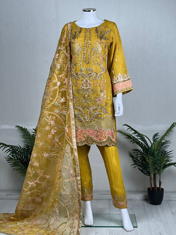 Sajh Dajh Khaas e Eid - The Luxury Eid Wear in Mustard - D6