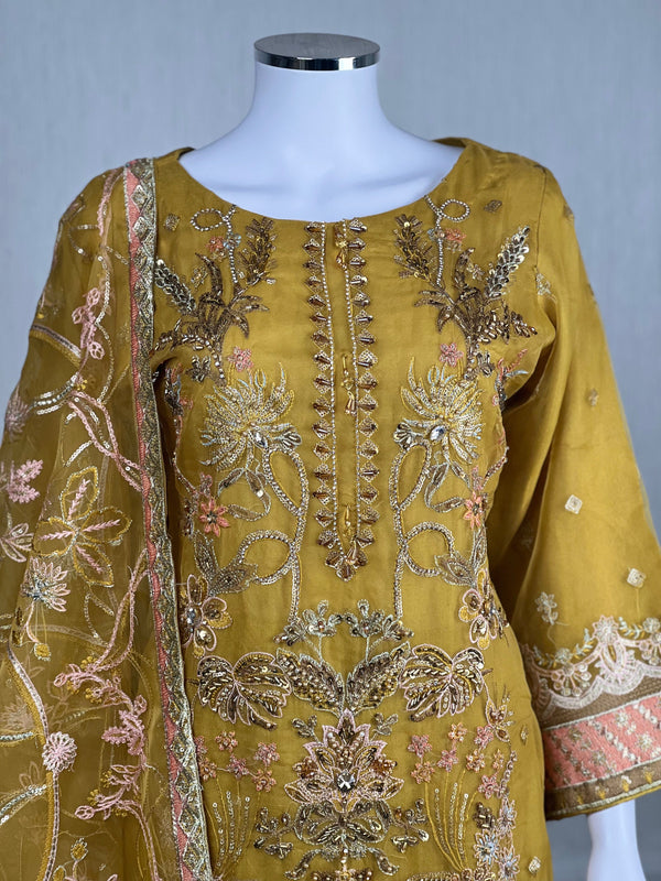 Sajh Dajh Khaas e Eid - The Luxury Eid Wear in Mustard - D6