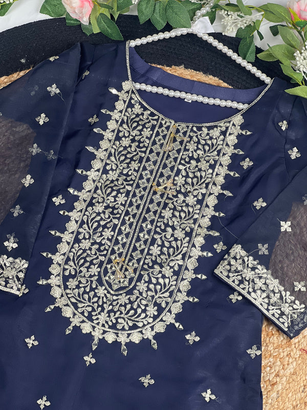 Sajh Dajh NAQSH KURTI - Eid 2023